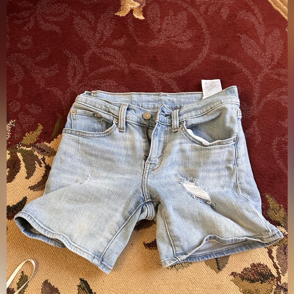 Levi’s denim shorts
